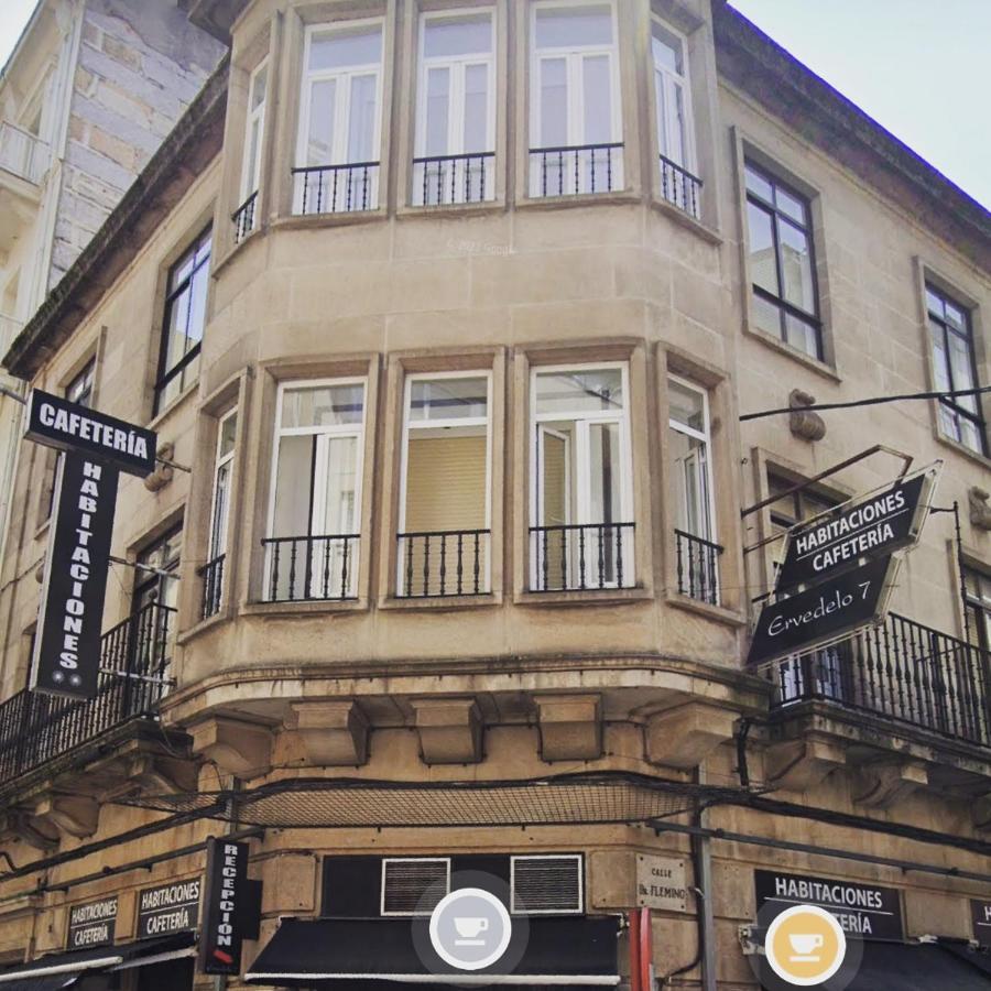 New J&J Hostel コマルカ・デ・オウレンセ エクステリア 写真